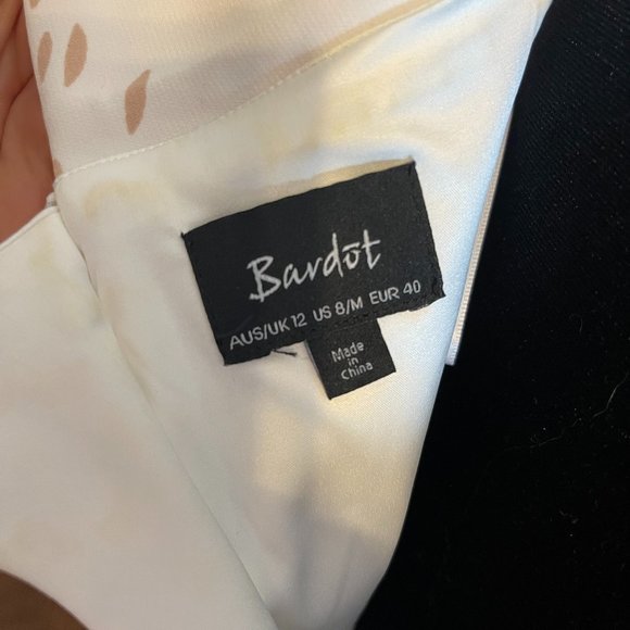 Cream and White Bardot Midi Dress - Picture 3 of 3